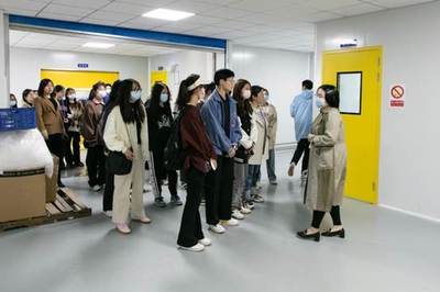 人文学院应用语言系2022级商务英语专业实训项目顺利完成